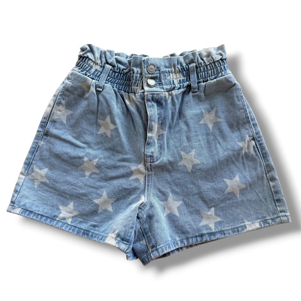 Veveret Women's S Light Wash Blue Star Print Paperbag Waist Denim Shorts VP70421